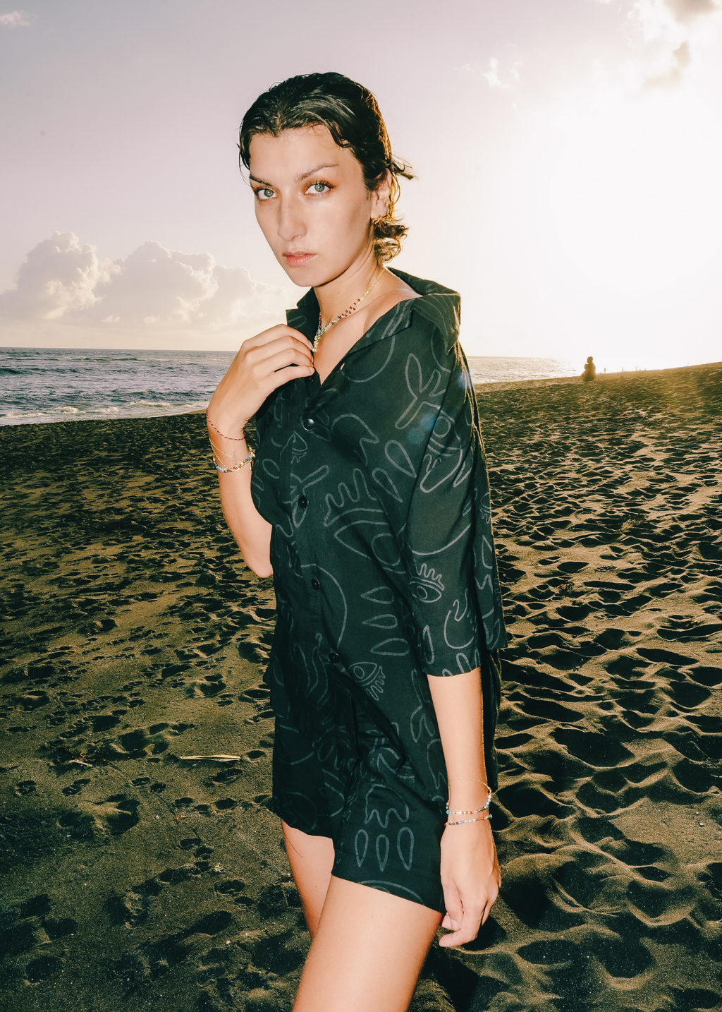 The Short Black on Black Set