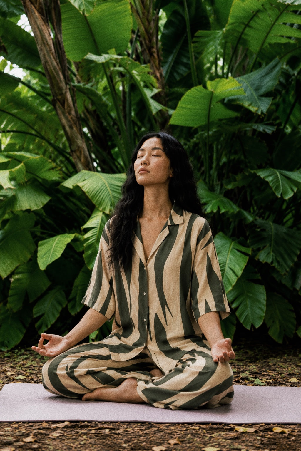 JUNGLE BOXY OVERSIZED SHORT SLEEVE SHIRT