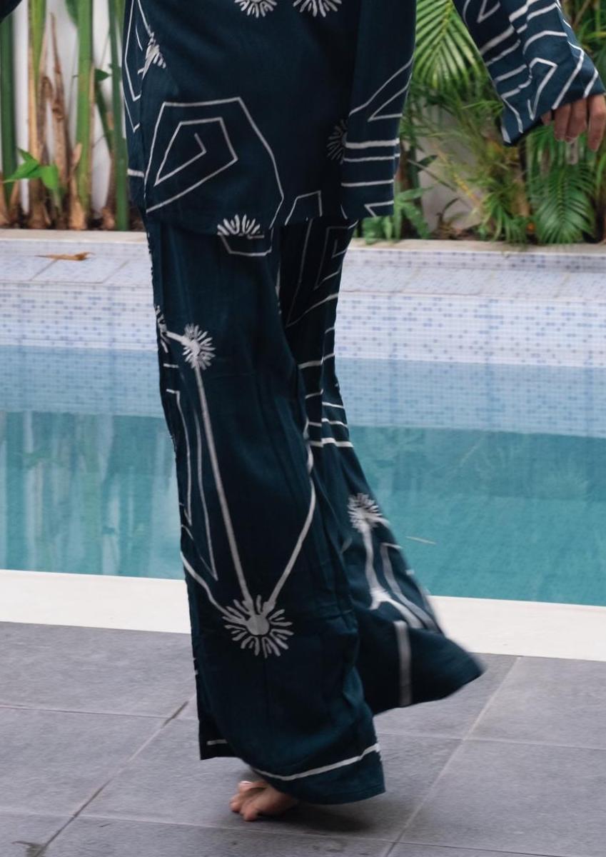 Long Culottes in Constellation