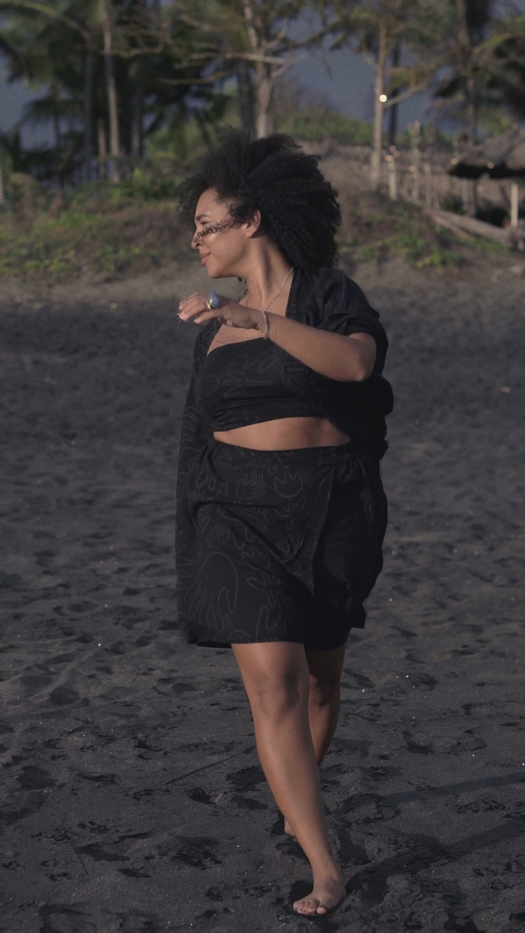 Batwing Kimono in Black on Black